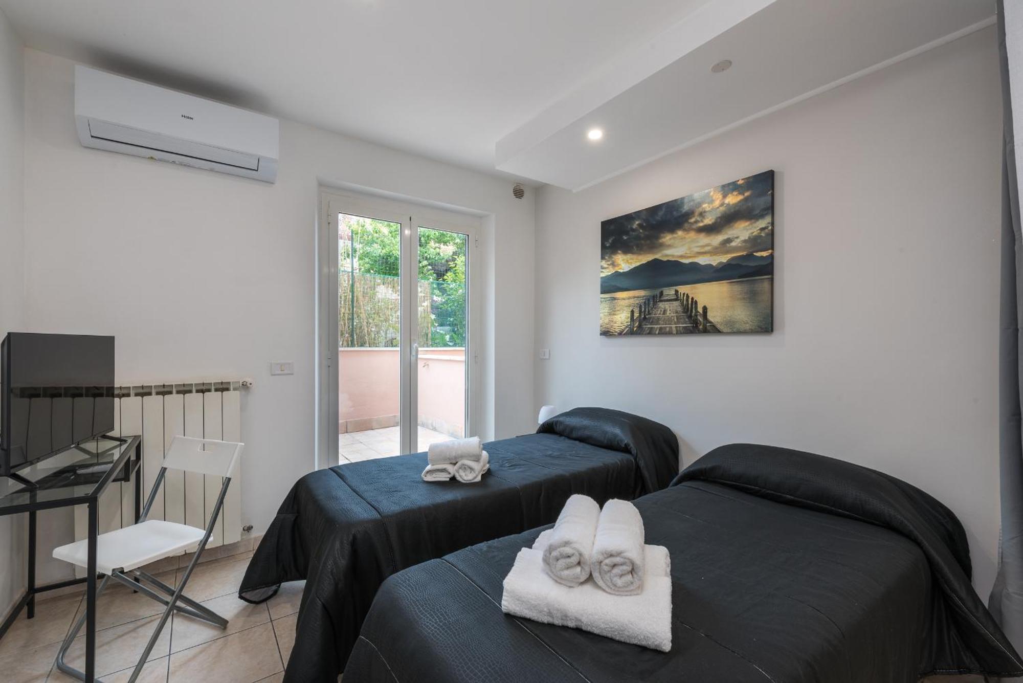 Travelershome Ciampino 170 Station Street Bagian luar foto